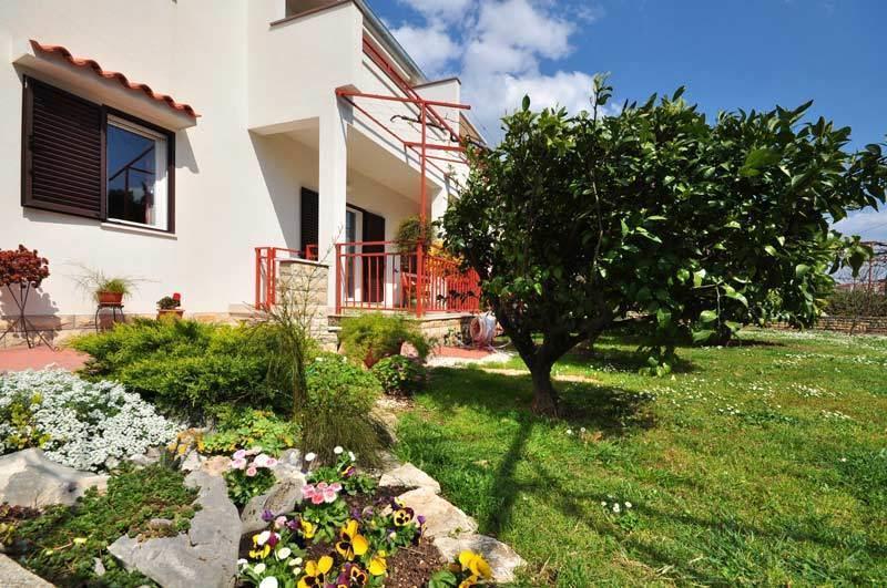 Apartments Zizic Kaštela Esterno foto